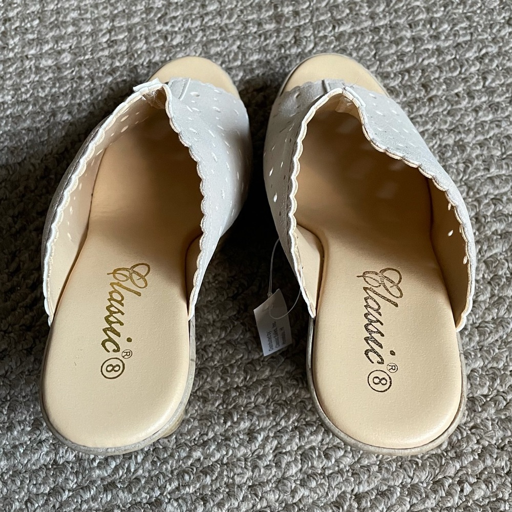 Classic Wedges - Picture 3 of 10